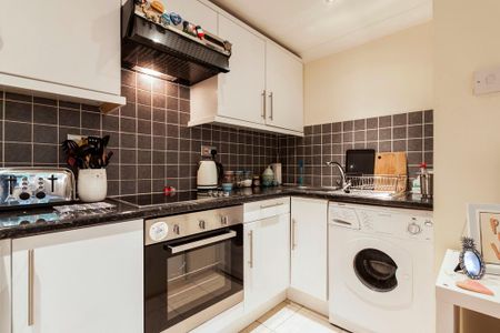 1 bedroom flat to rent - Photo 5