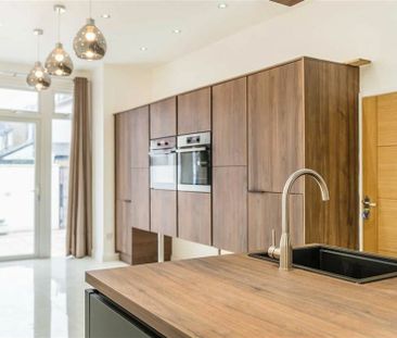 St. Leonards Road East Sheen, SW14 - Photo 1