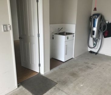 Modern on Moho - Photo 3