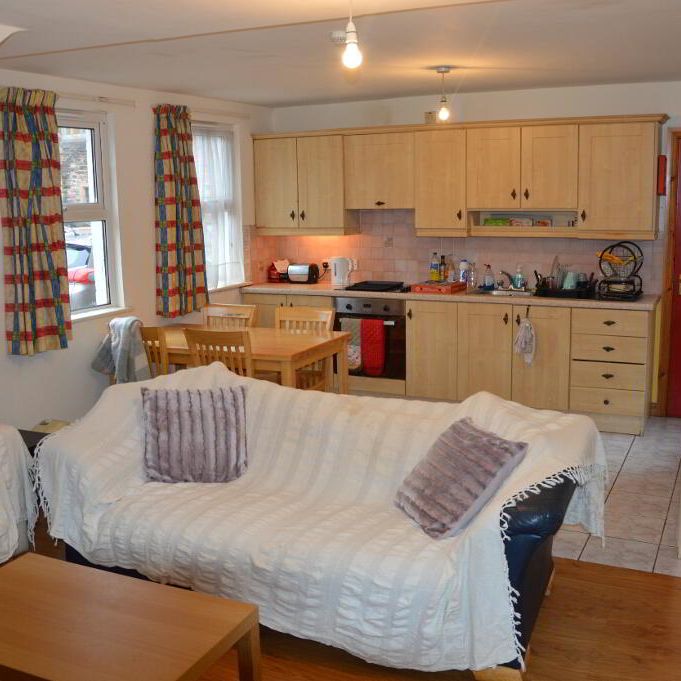 Flat 1-129 Fitzroy Avenue, Belfast, BT7 1HU - Photo 1