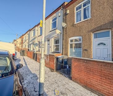 2 bed terraced house to rent in Queens Road, Hinckley, LE10 - Photo 4