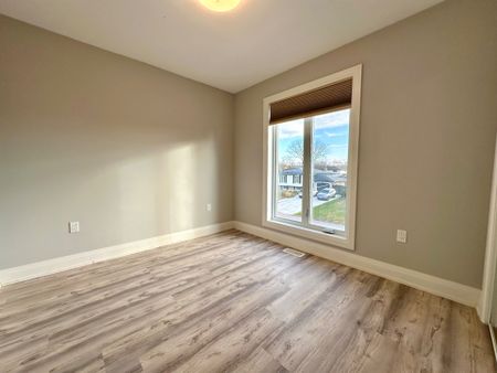 For Lease - 39 Grove Avenue Unit# MAIN, St. Catharines, Ontario - Photo 5