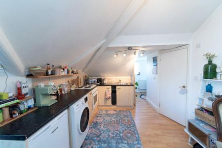 Studio to rent - Photo 5