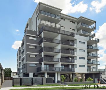 1B1B Apartment with courtyard - Walk To Transport And Shops - Photo 3