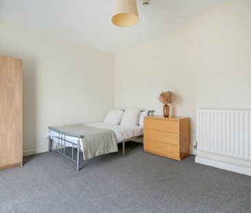 9 Bed Semi-Detached House, Upper Hanover Street, S3 - Photo 6