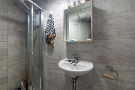 6 bedroom terraced house to rent - Photo 2