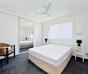 BREAK LEASE: 3 bedroom home located near central Bargara! - Photo 4