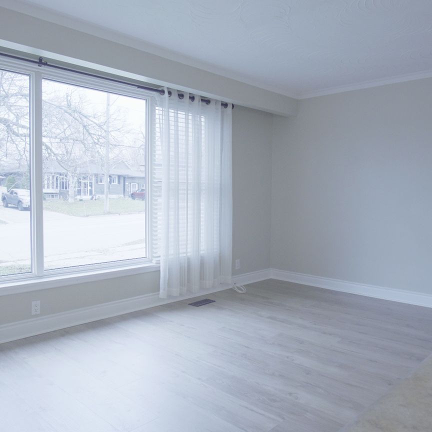 For Lease - 248 St Vincent Street Unit# Upper, Barrie, Ontario - Photo 1