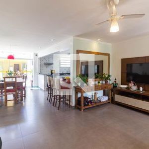 Casa para alugar com 257m², 4 quartos e 2 vagas - Photo 1