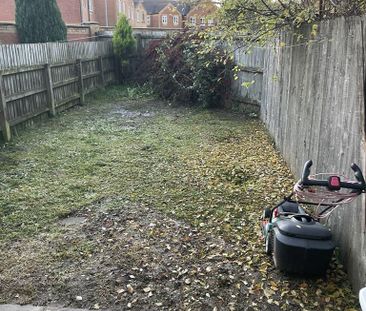 3 bedroom terraced house to rent - Photo 3