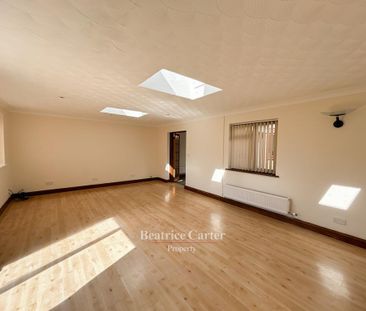 4 bedroom detached house to rent - Photo 4
