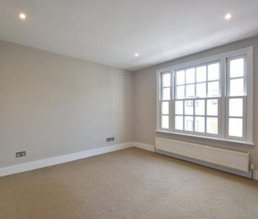 3 bedroom detached house to rent - Photo 2