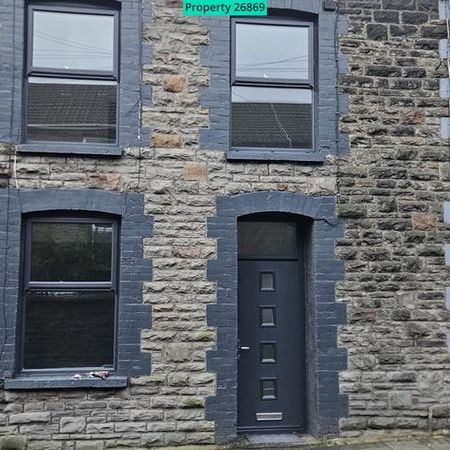 3 bedroom terraced house to rent - Photo 3