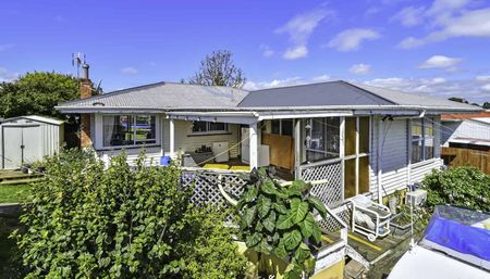 36 Tawa Crescent, Manurewa - Photo 3