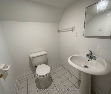 For Lease - 7 Resolution Crescent Unit# Lower A, Toronto, Ontario - Photo 2