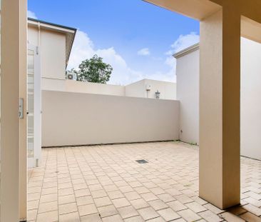 86 Finniss Street, North Adelaide - Photo 3