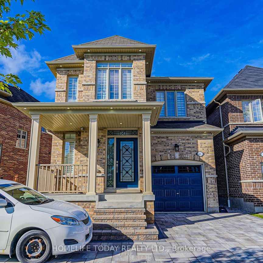 Detached Home For Lease | E8058468 - Photo 1