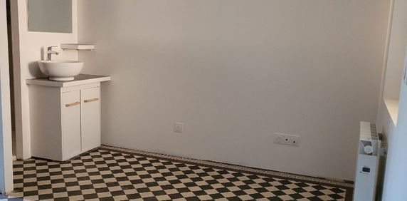 Location Appartement 2 pièces 31m² CAUDRY 59540 - Photo 2