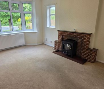 3 bedroom detached house to rent - Photo 2