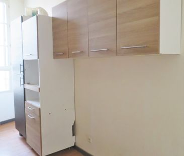 T3, Rue Fresque, 700€ H.C, Nîmes-centre, 76m² - Photo 2