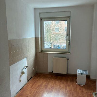 **helle 2 Zimmer Wohnung mit Balkon am Mercado** - Photo 1