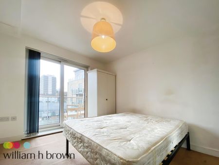 St James Road, Brentwood - Photo 2