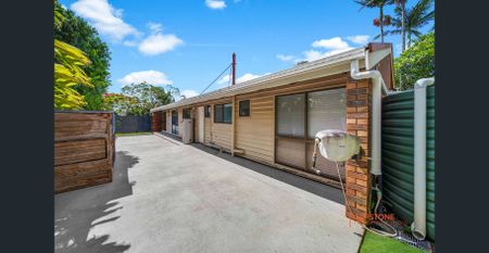 GREAT Family Home in the Heart of Springwood! - Photo 2