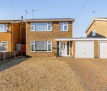 3 bedroom link detached house to rent - Photo 3