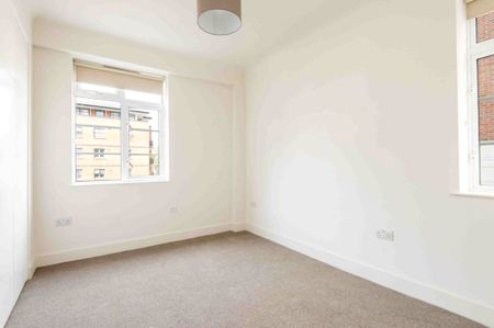 Grove End Gardens, Grove End Road, St Johns Wood, London, NW8 9LP - Photo 2