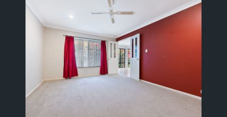 Lowset family home in quiet cul-de-sac - Photo 3