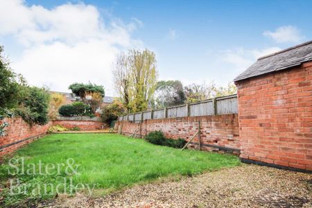 1 bedroom house of multiple occupation to rent - Photo 2