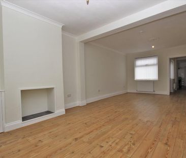 3 bedroom terraced house to rent - Photo 6