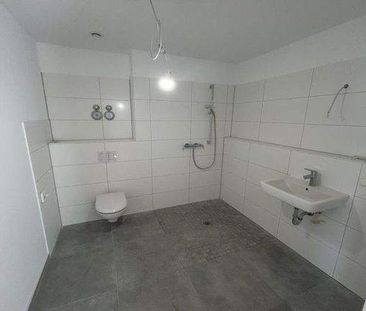 Schöne 2-Zimmer-Wohnung über den Dächern von Frankfurt-Höchst! - Foto 1
