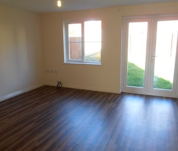 **Apply online** Welsh Housing Partnership Property – 3 Bed House, ... - Photo 3