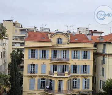 Exclusivité – Agréable 2 pièces avec balcon, centre de Nice - Photo 3