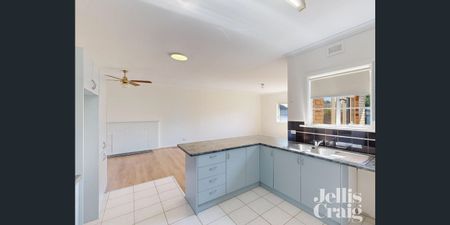 23 Boronia Street, Bentleigh East - Photo 4