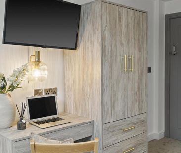 1 bedroom in a house share to rent - Photo 3