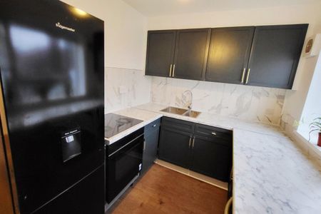 Crossbrook Street - Photo 2