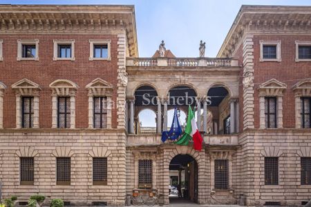 Prestigioso pied-à-terre nel cuore di Milano - Photo 2