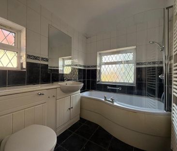 3 bedroom semi-detached house to rent - Photo 2