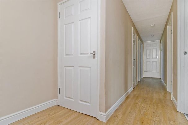 Kingsknowe Court, Edinburgh, EH14 2JS - Photo 1