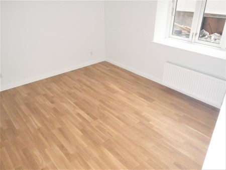 Centralt beliggende lejlighed med nærhed til kultur og shopping - Photo 4