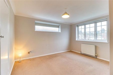 3 bedroom end of terrace house to rent - Photo 5