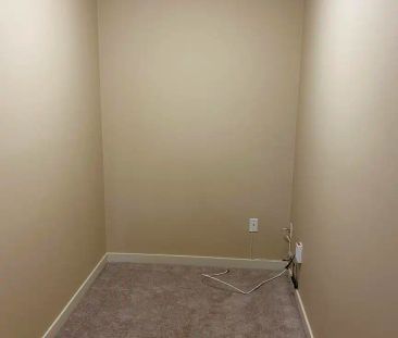 Marshall Grove East Apartments — 2 Bedroom - Photo 2