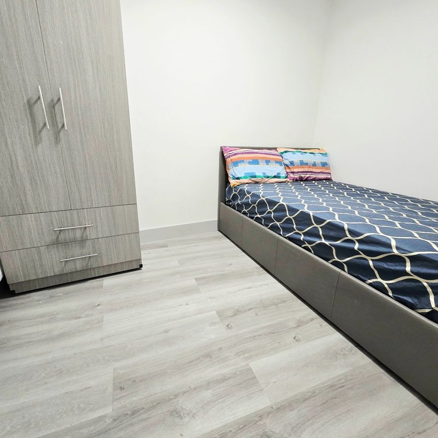 Room in a Shared Flat, Bethnal Green Road, E2 - Photo 1