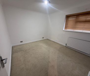 5 bedroom terraced house to rent - Photo 4
