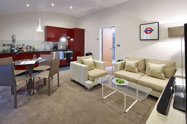 A luxury one-bedroom apartment on Brompton Road, Knightsbridge SW7 - Photo 1