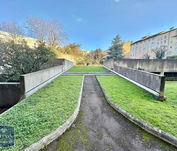 Location Appartement 2 pièces 38m² LYON 7ème - Photo 5