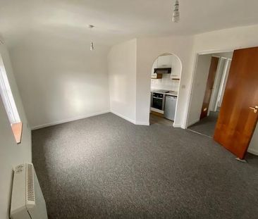 Norfolk Road, MAIDENHEAD - Photo 3