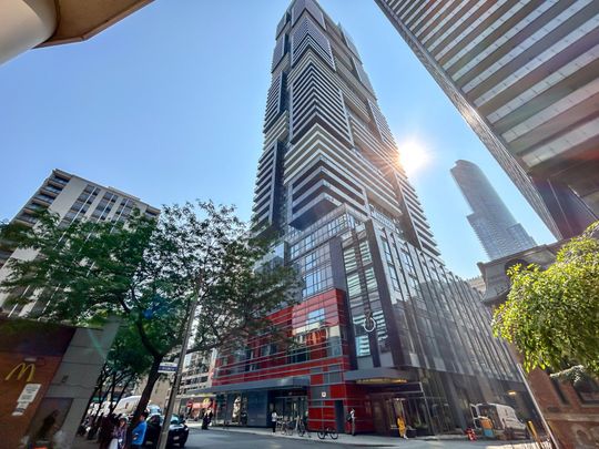 For Lease - 7 Grenville Street Unit# 511, Toronto, Ontario - Photo 1